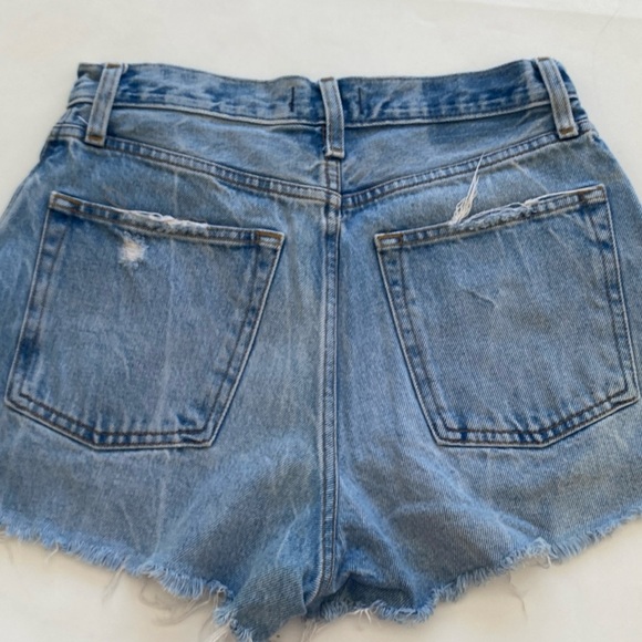 Abercrombie and Fitch natural rise denim shorts, size 6 - Picture 3 of 4